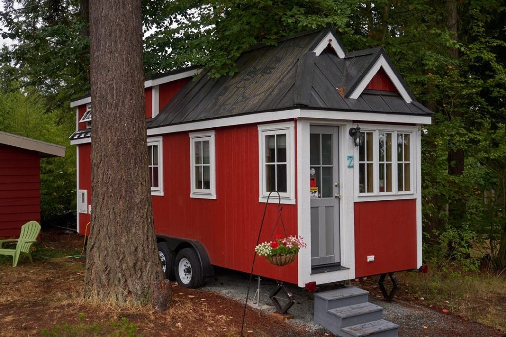 Picture of red tiny house